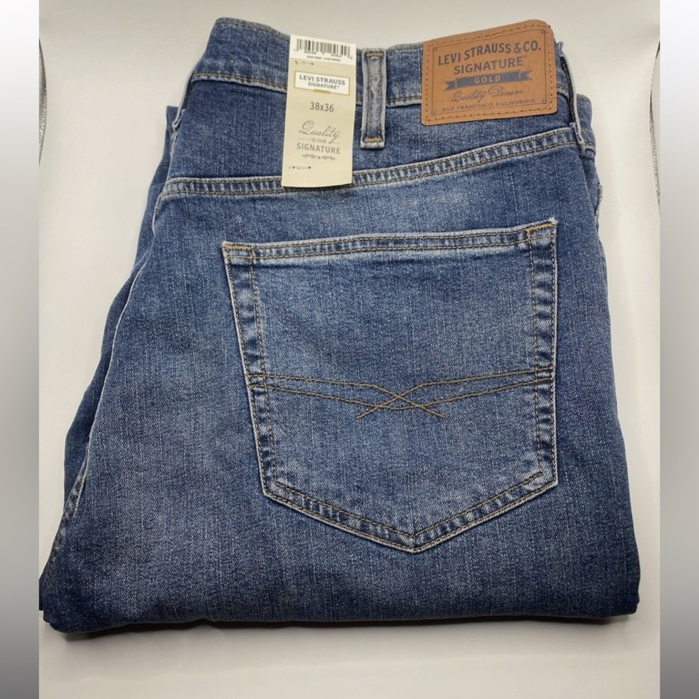 Signature By Levi Strauss & Co Men’s Slim Fit Jeans